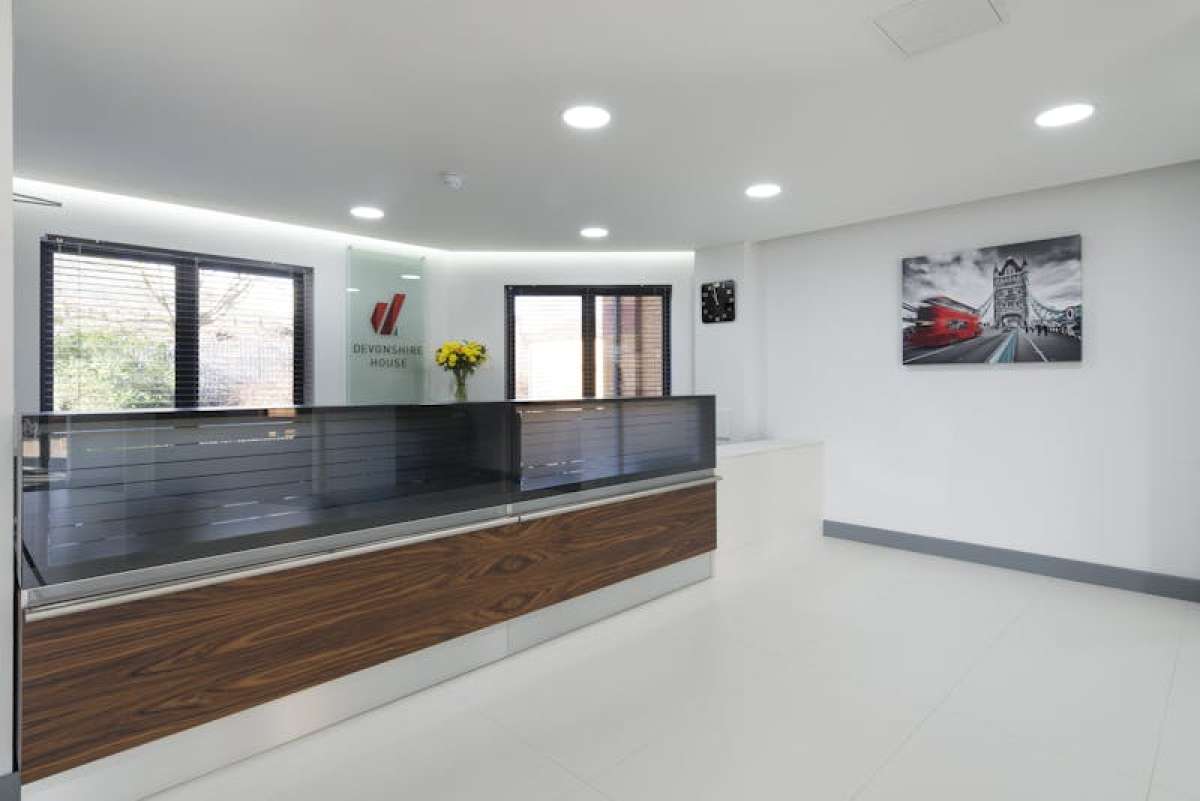 Office in Basingstoke - photo 4