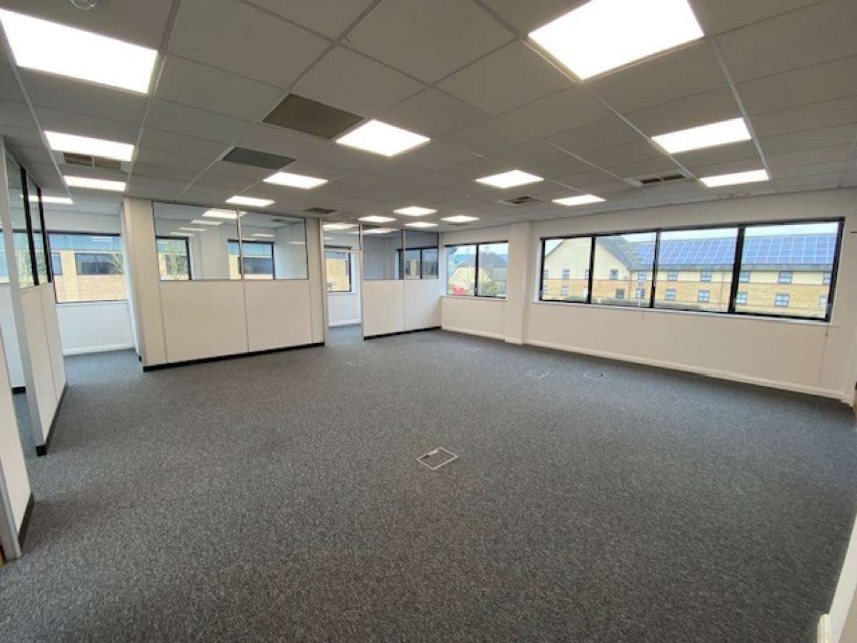 Office in St Neots - photo 2