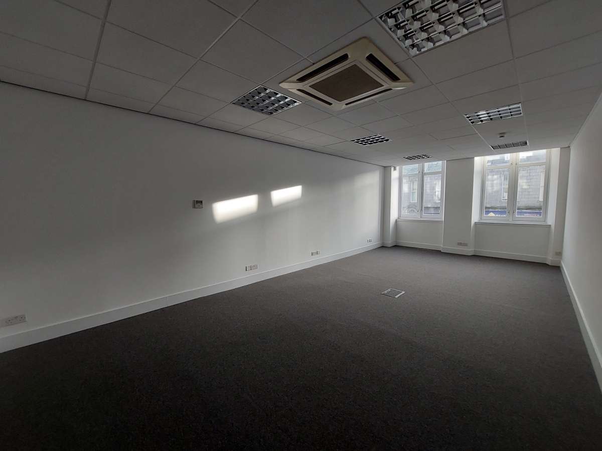 Office in Aberdeen - photo 4