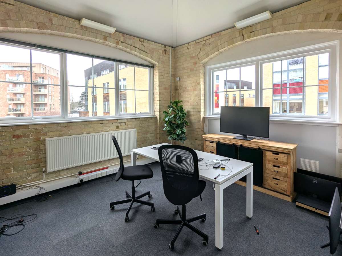 Office in Cambridge - photo 3