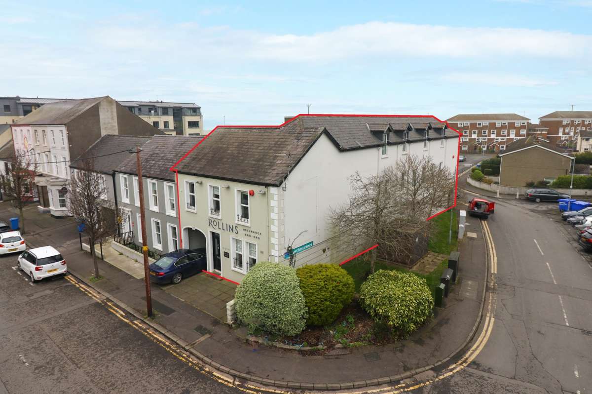 Office in Holywood - photo 2