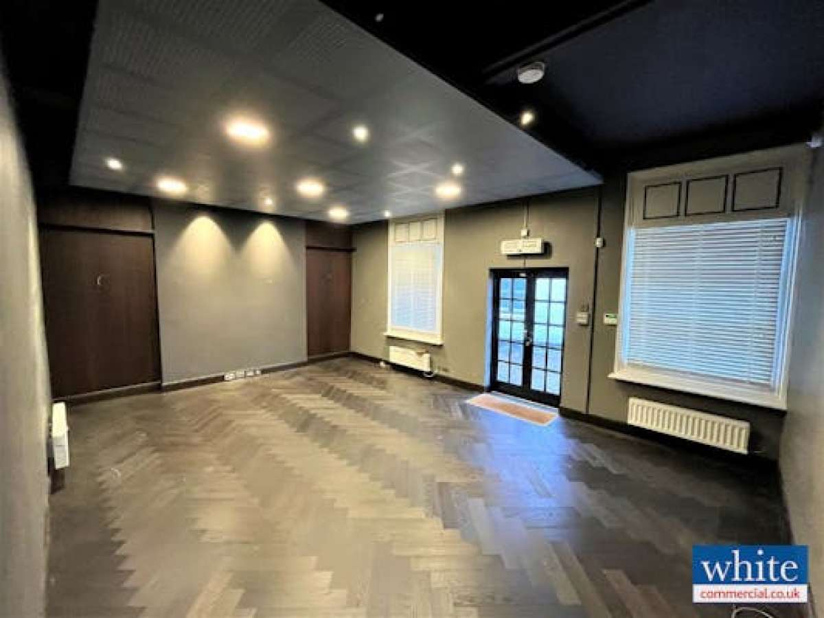 Office in Banbury - photo 3