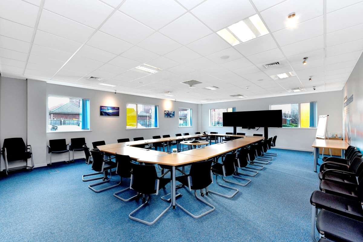 Office in Nottingham - photo 4