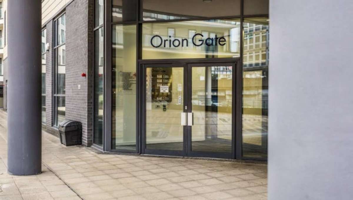 Office To Let, Woking