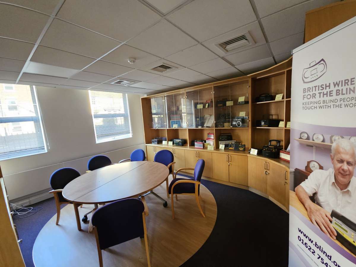 Office in Maidstone - photo 4
