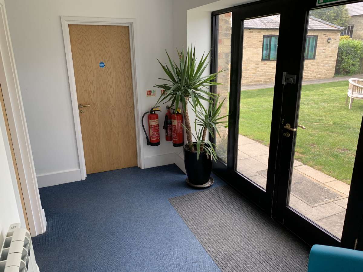 Office in Cambridge - photo 4