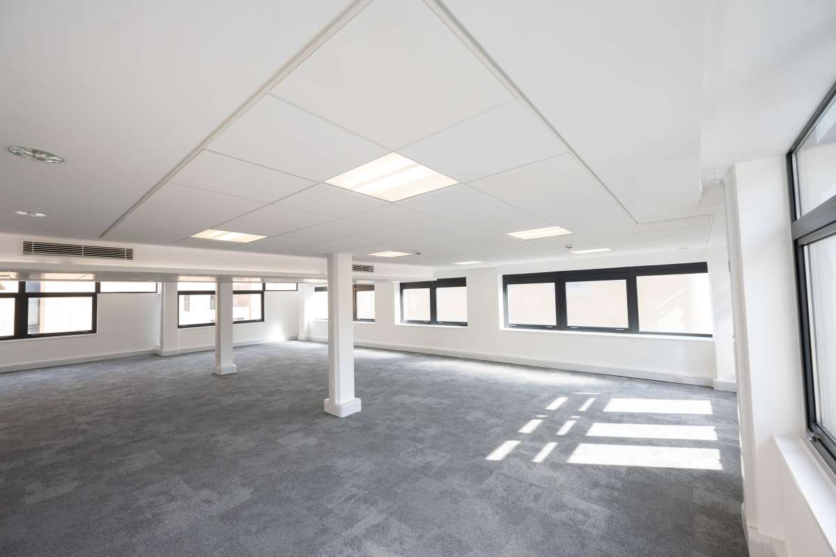 Office in Cambridge - photo 4