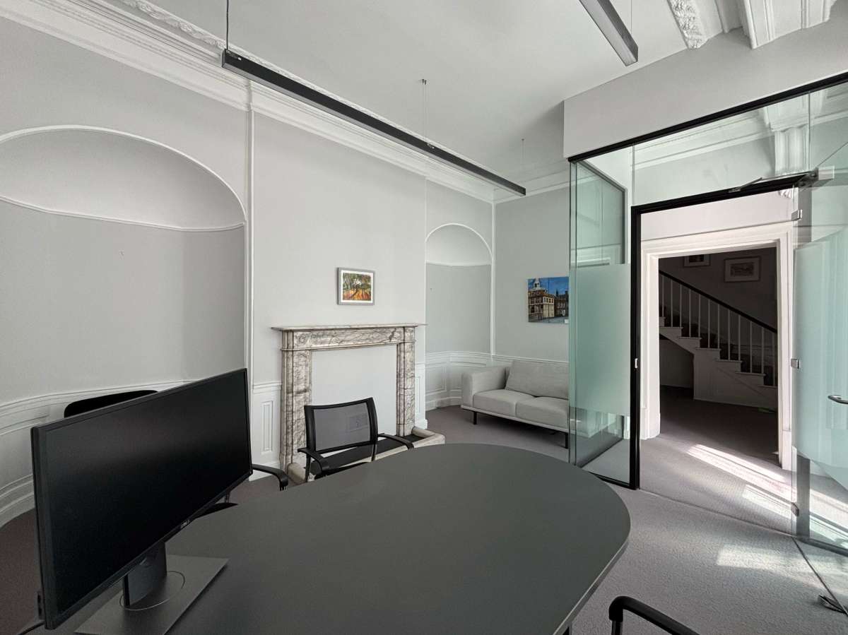 Office in King's Lynn - photo 4