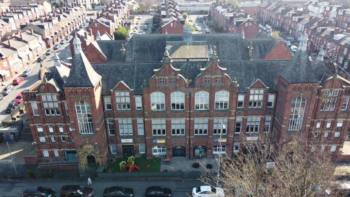 Office in Leeds - photo 2