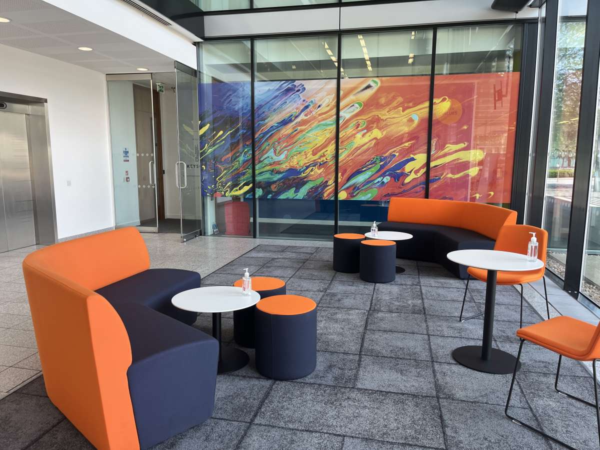 Office in Gatwick - photo 3