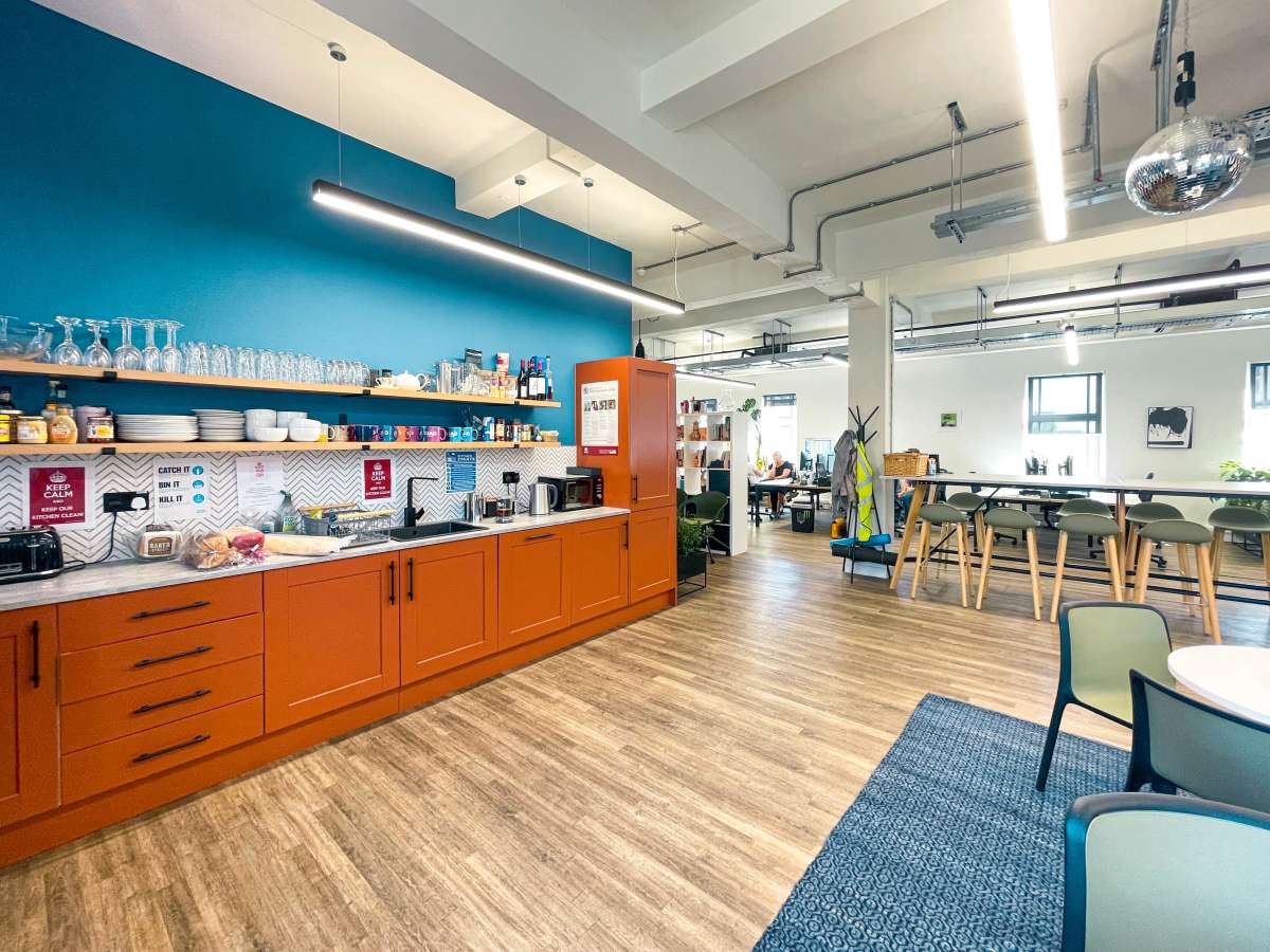 Office in Brighton - photo 4