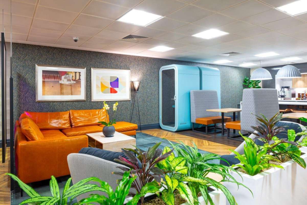 Office in London - photo 3