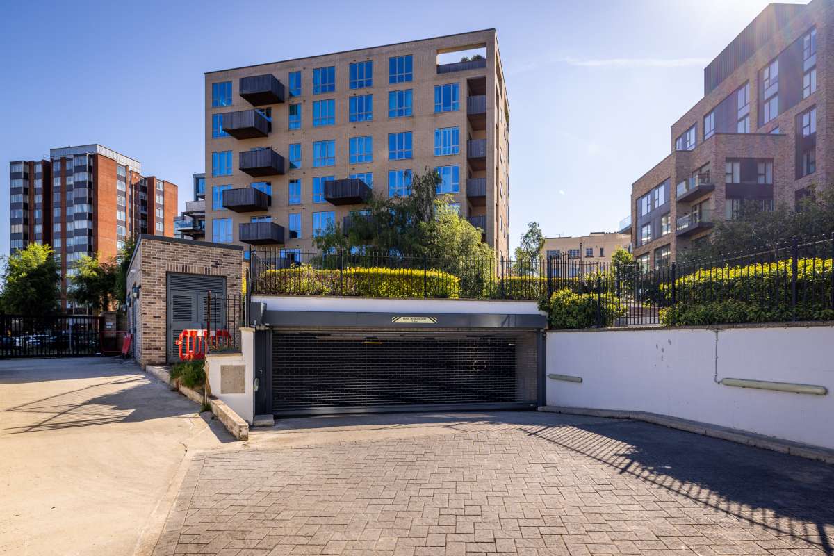 Office in Croydon - photo 3