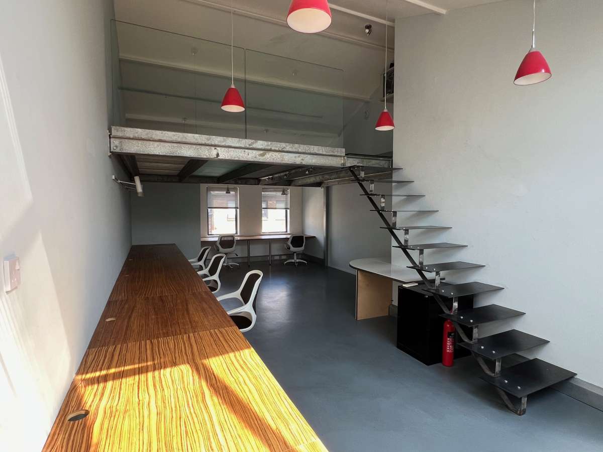 Office in London - photo 2