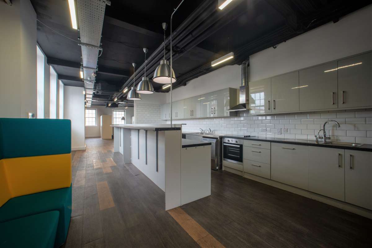 Office in Brighton - photo 4