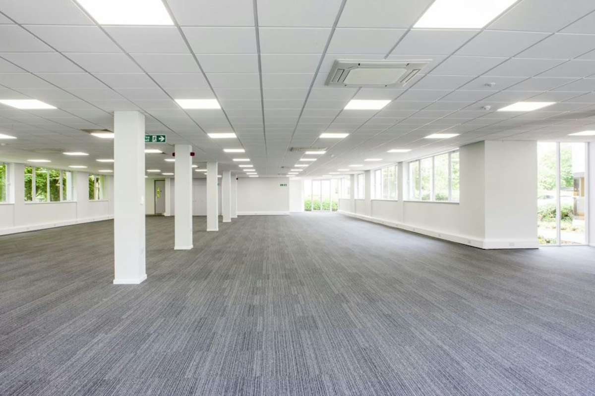 Office in Twyford - photo 2