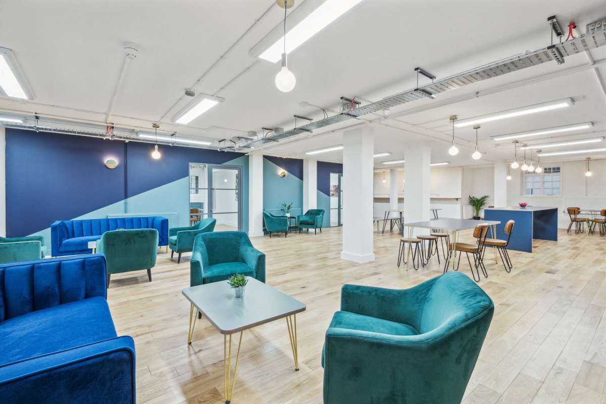 Office in London - photo 2