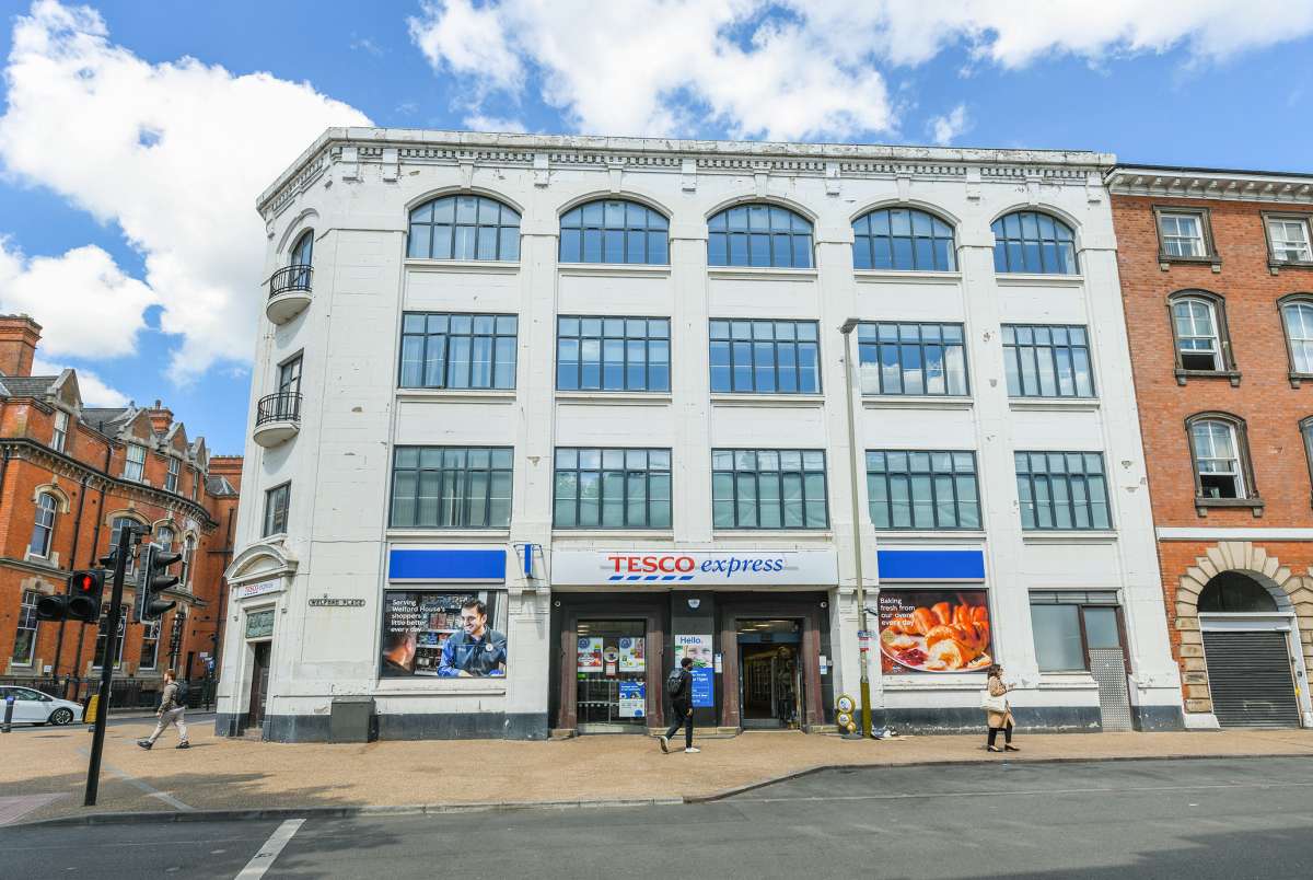 Office in Leicester - photo 3