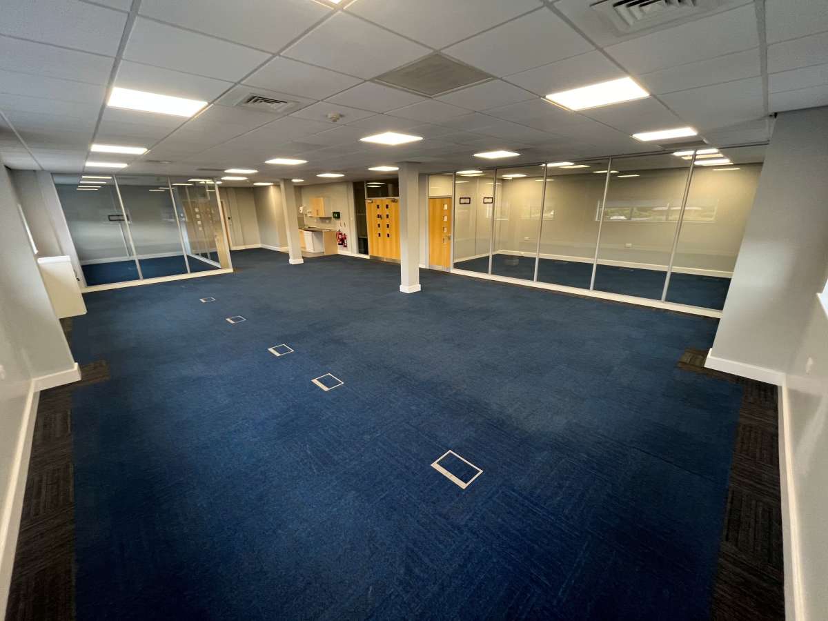 Office in Loughborough - photo 2