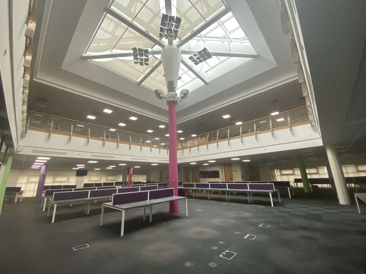 Office in Brierley Hill - photo 3