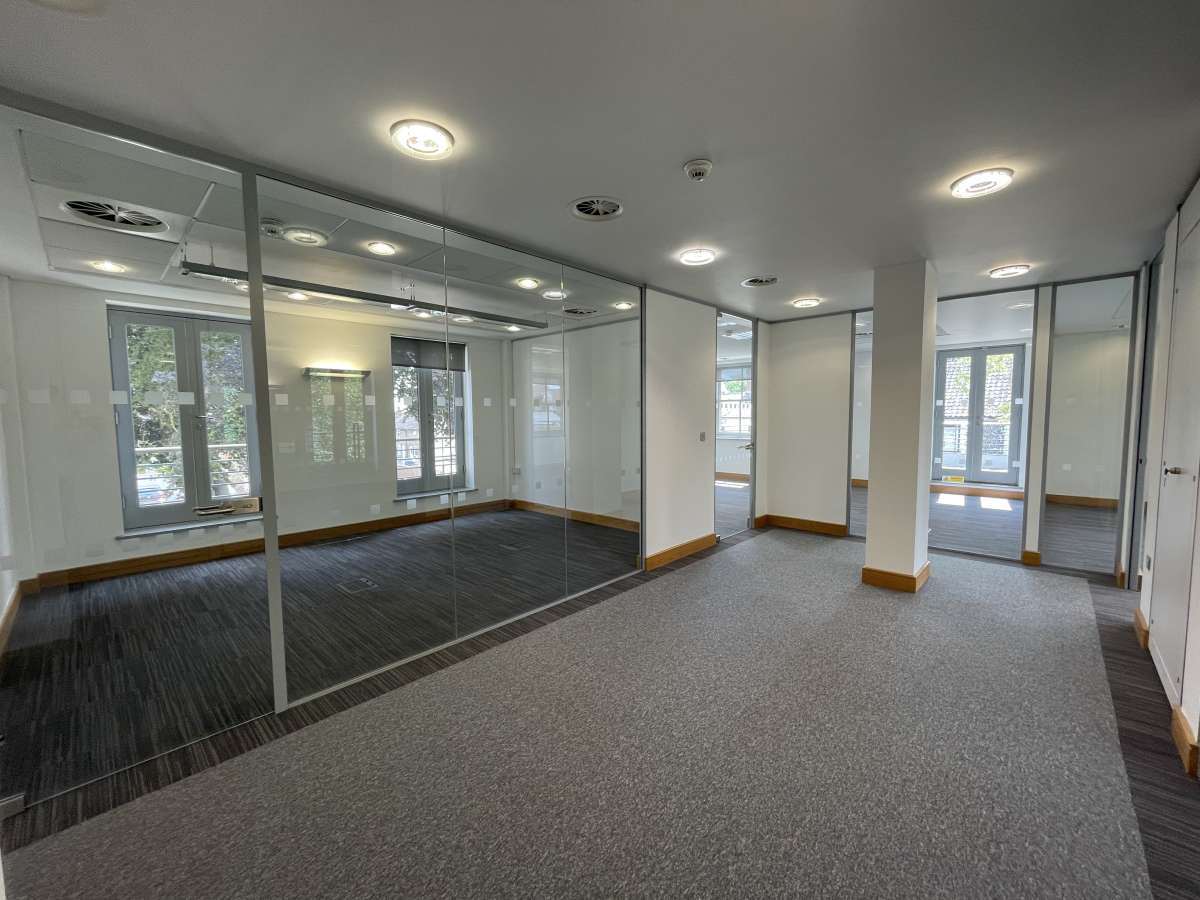 Office in Bury St Edmunds - photo 4