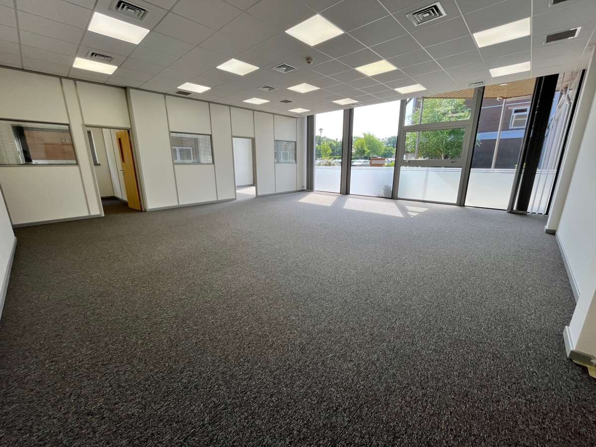 Office in Colchester - photo 2