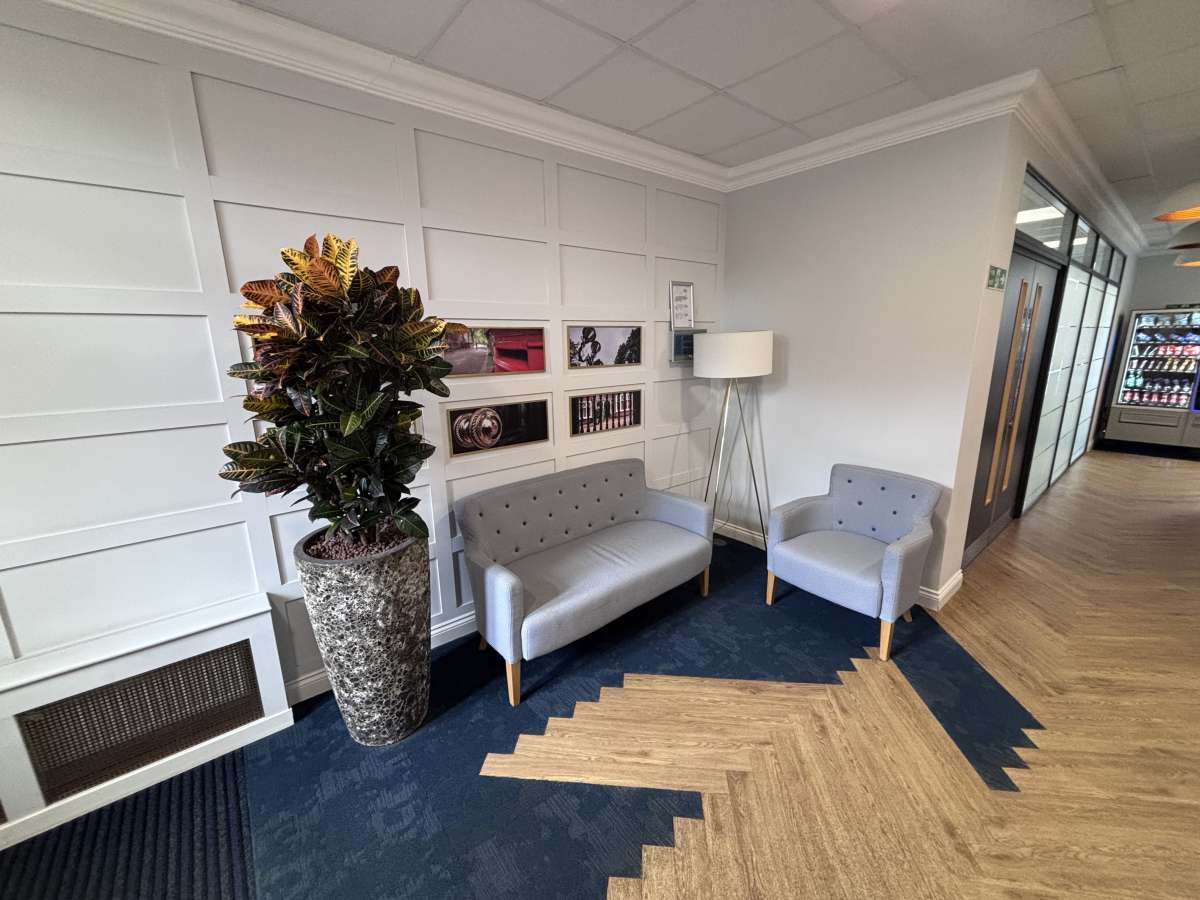 Office in Leicester - photo 4