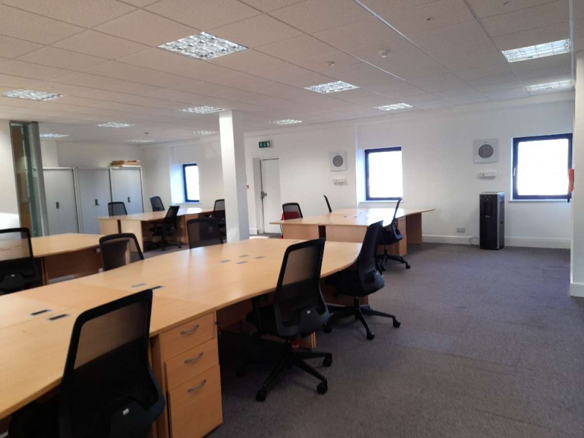 Office in Edinburgh - photo 4