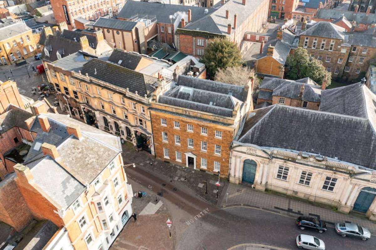 Office in Northampton - photo 4