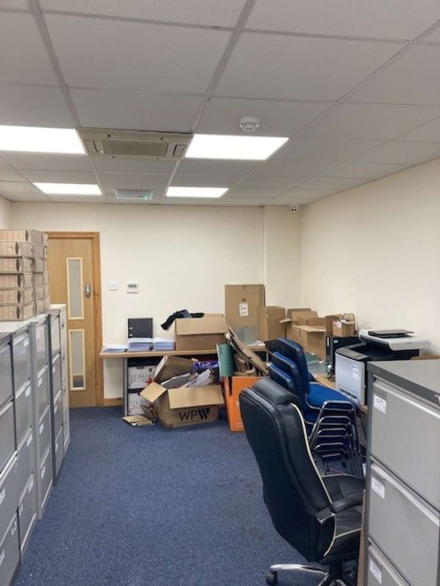 Office in Ashford - photo 4