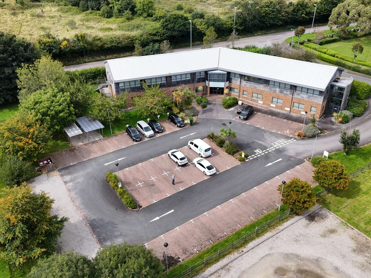 Office in Falmouth - photo 3