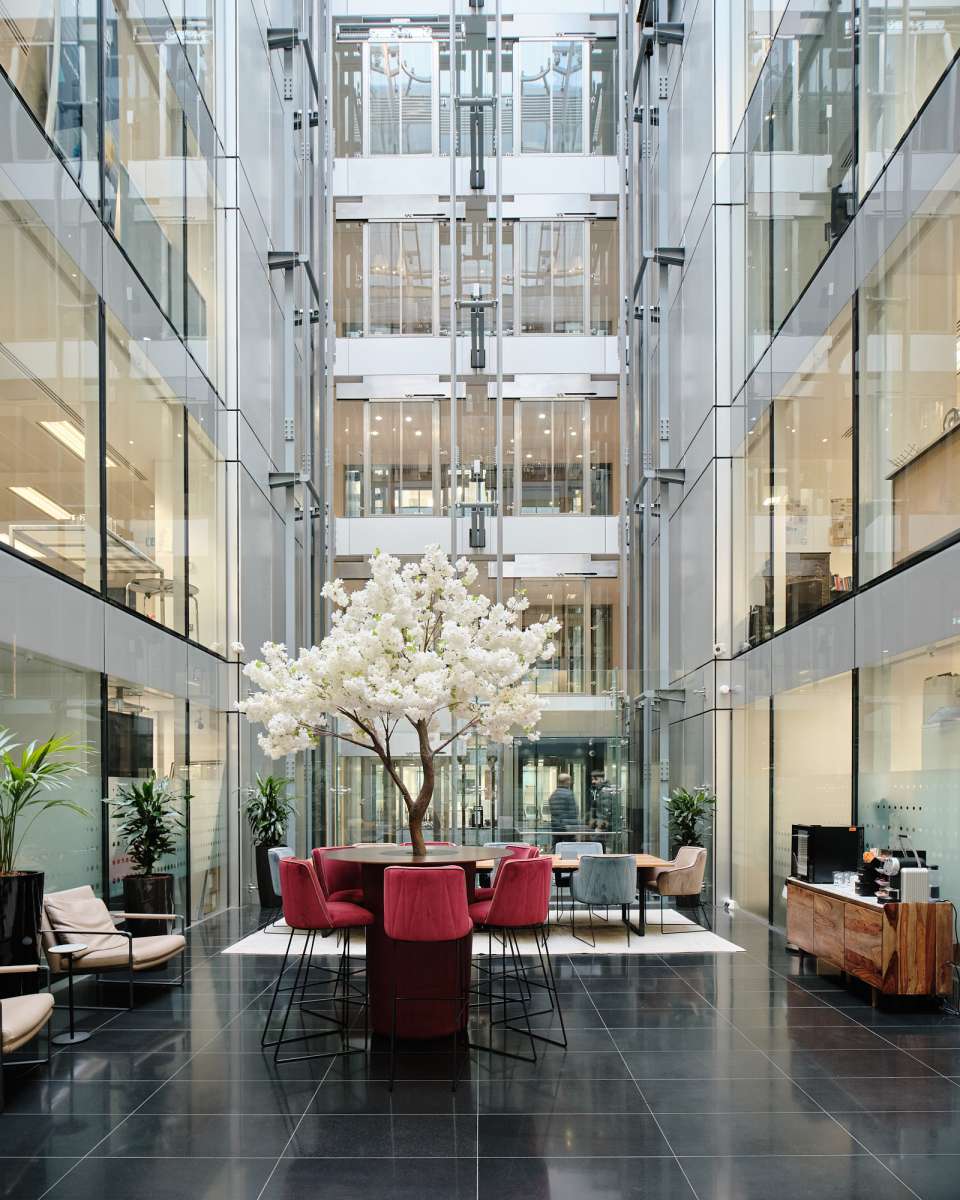 Office in London - photo 2