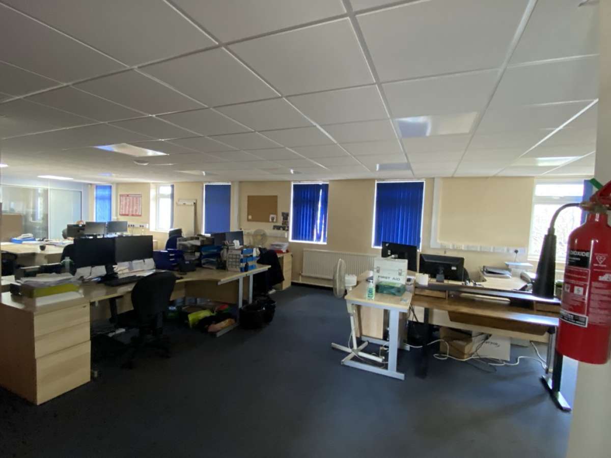 Office in Cradley Heath - photo 4