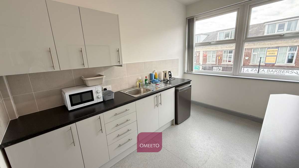 Office in Nottingham - photo 4