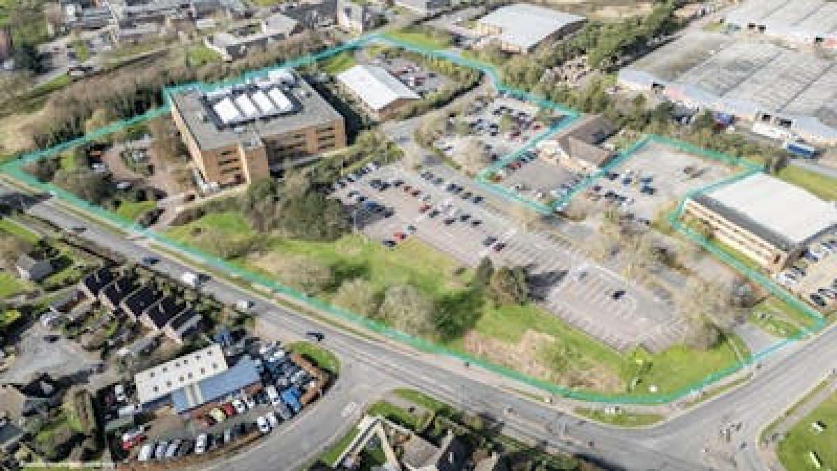 Office in Bedford - photo 3