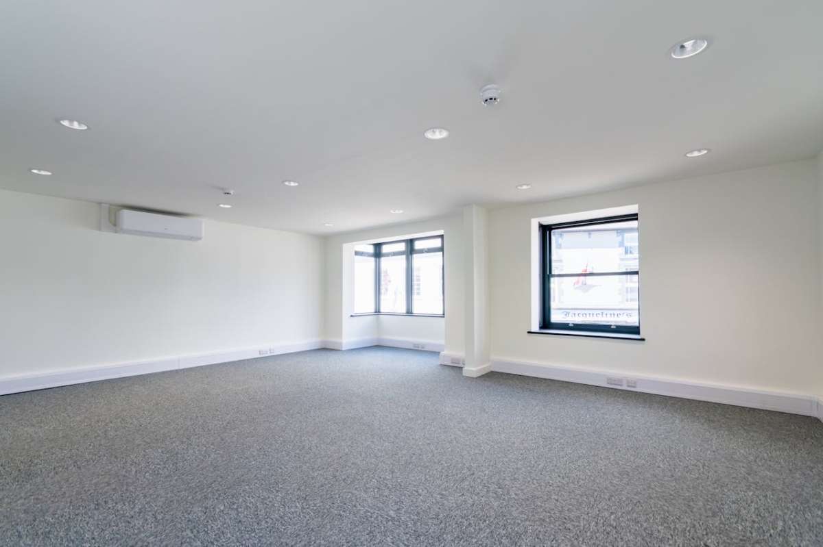 Office in Ringwood - photo 3