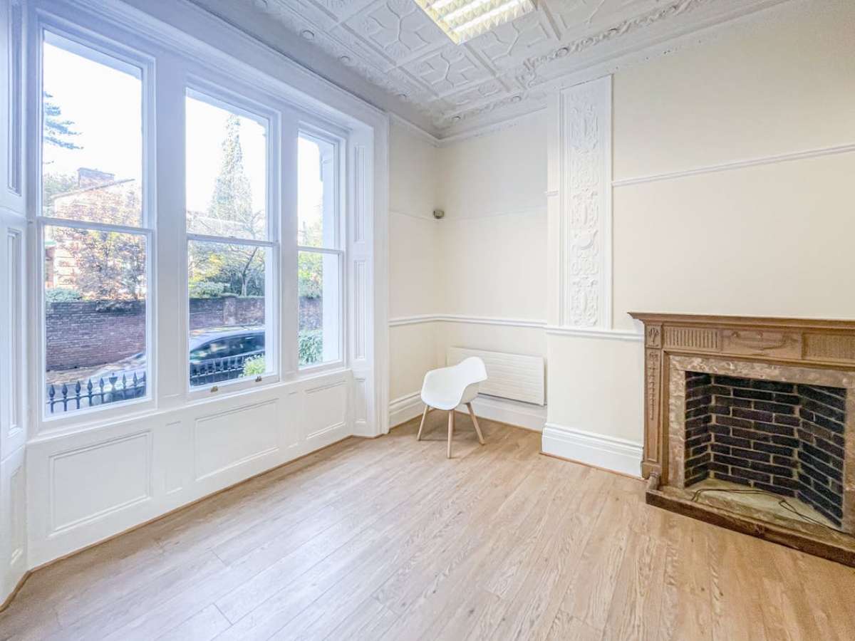 Office in Winchester - photo 2