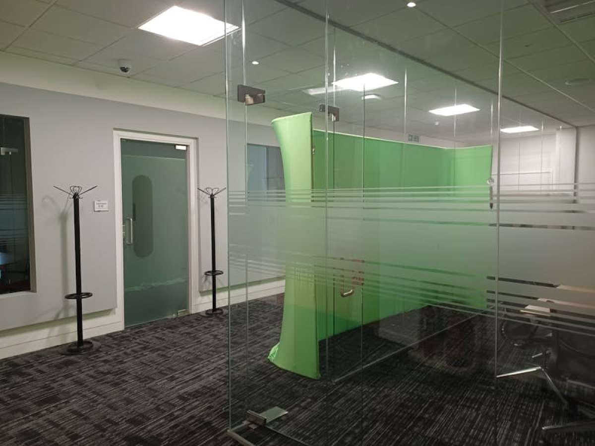 Office in Reading - photo 4