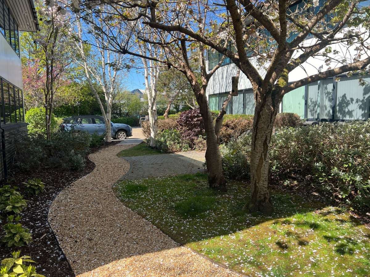 Office in Fareham - photo 3