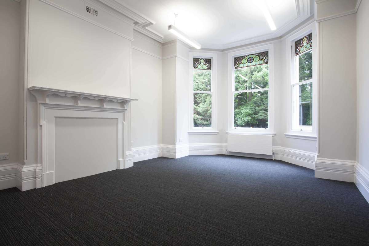 Office in Clifton - photo 2