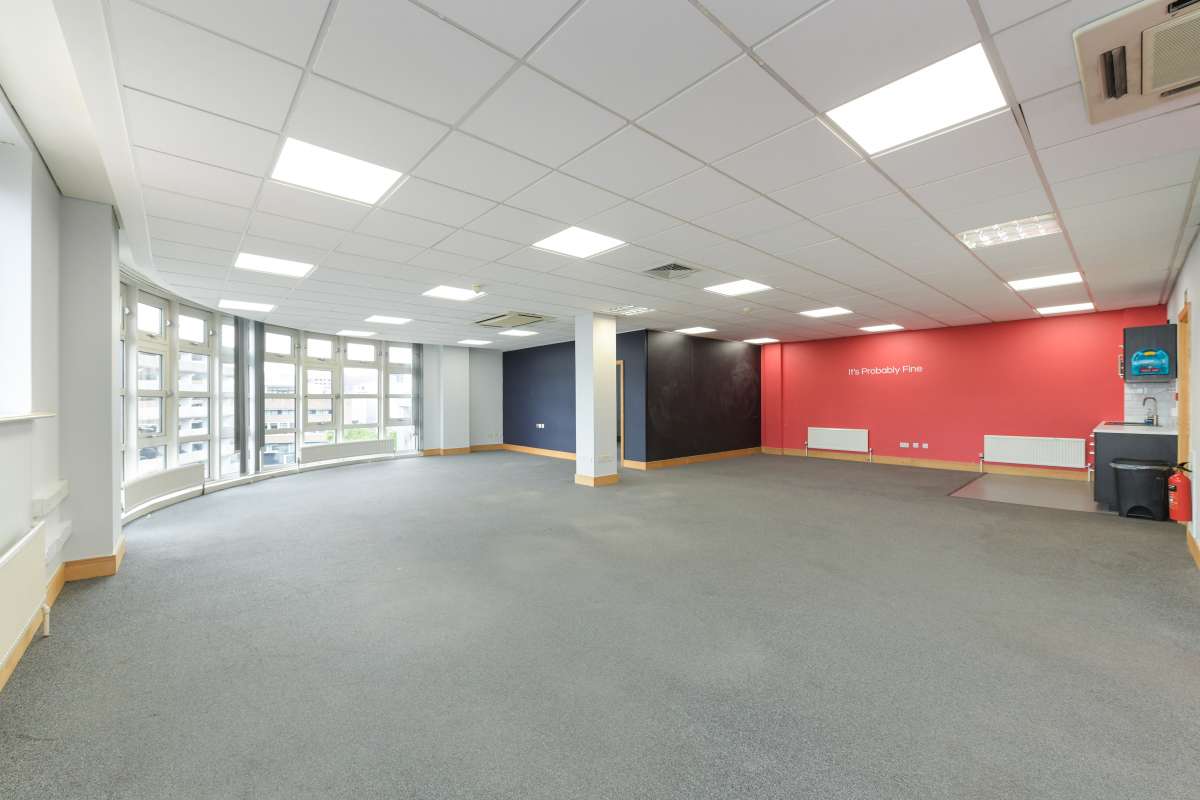 Office in Nottingham - photo 2