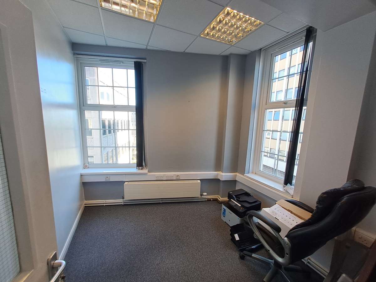 Office in Plymouth - photo 3