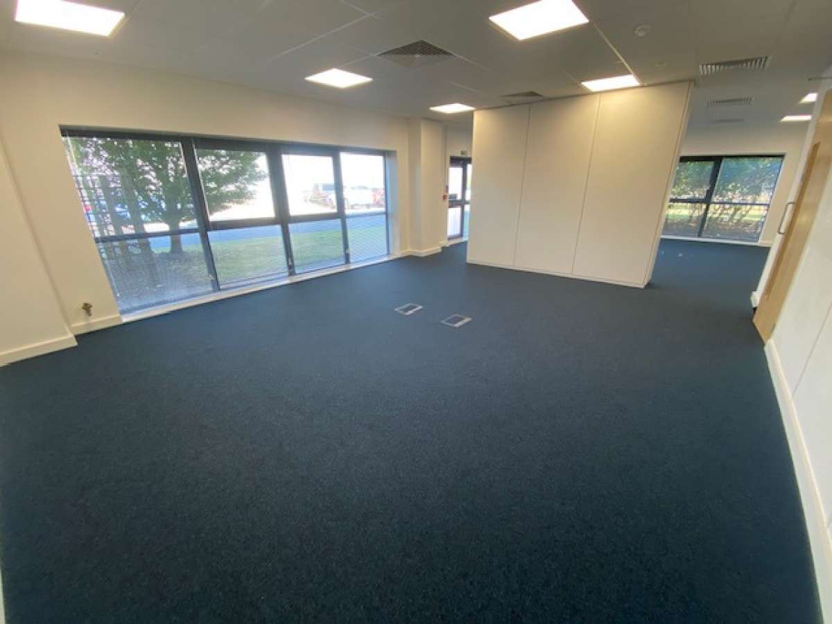 Office in Cambridge - photo 4