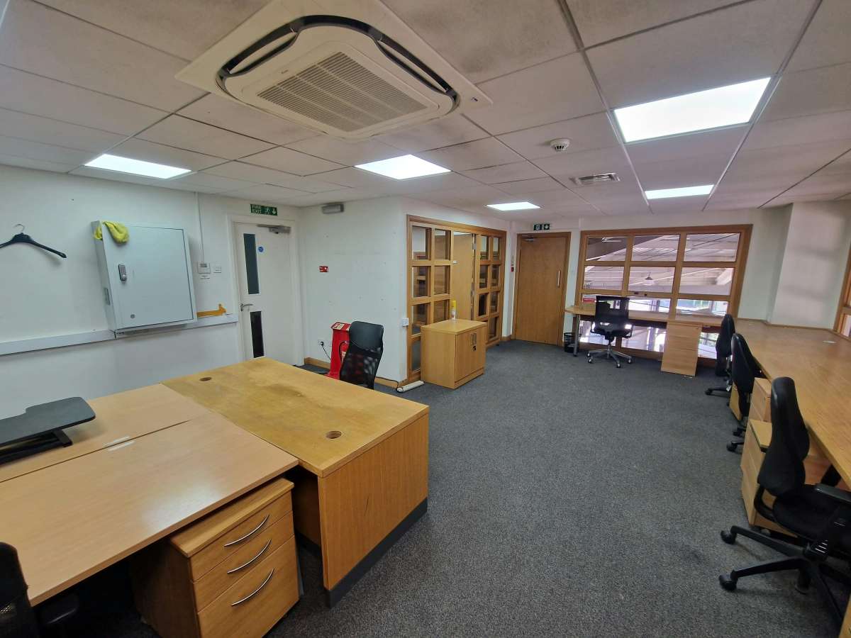 Office in Portsmouth - photo 2