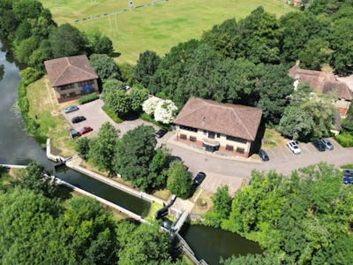 Office in Northampton - photo 2