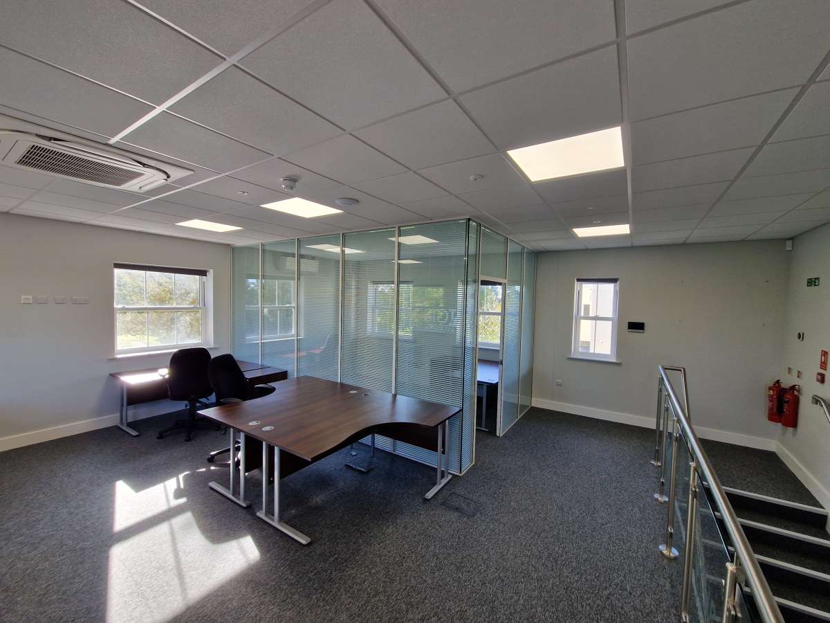 Office in Ashbourne - photo 2