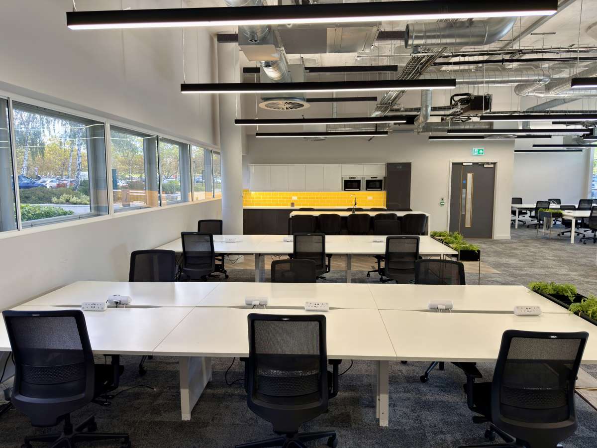 Office in Milton Keynes - photo 2
