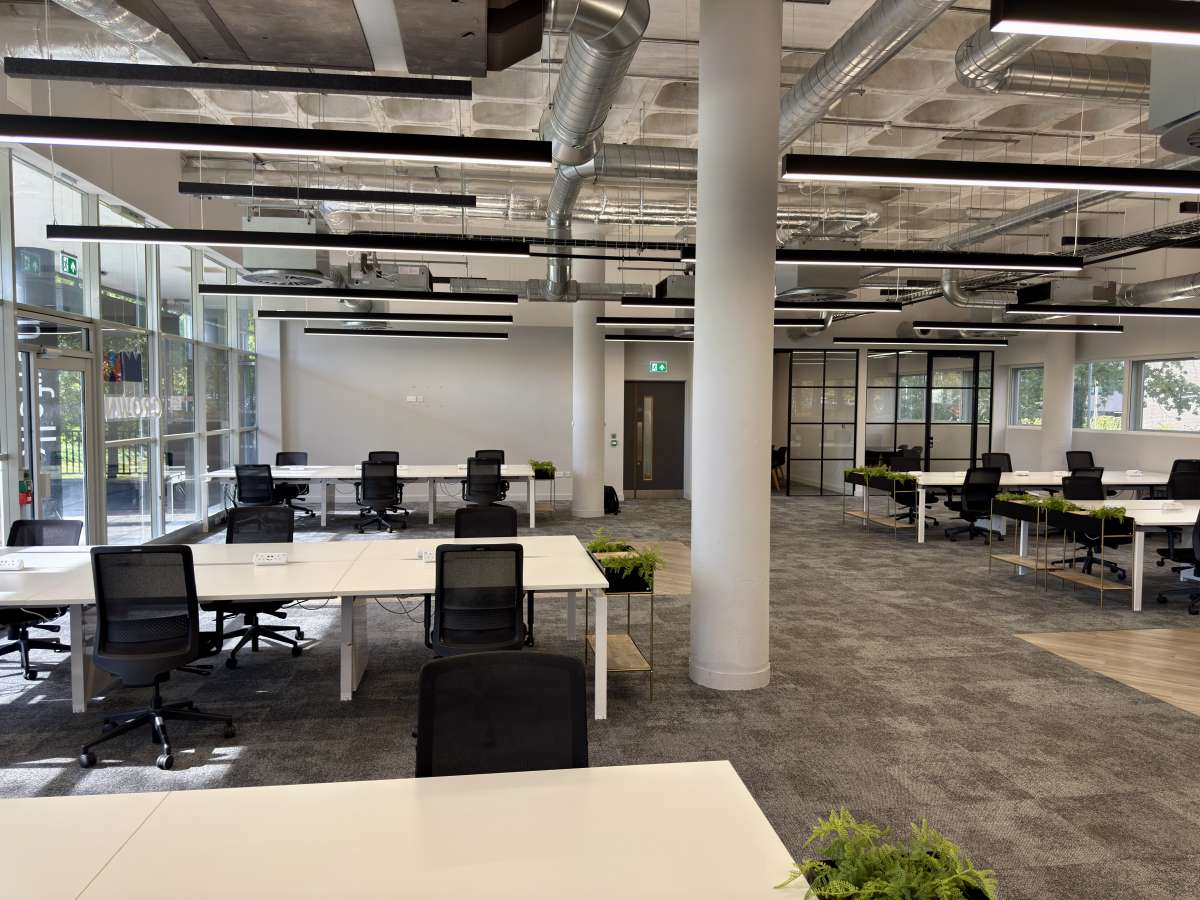 Office in Milton Keynes - photo 4