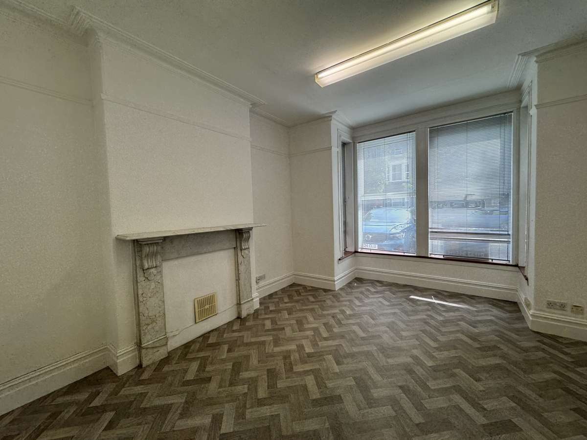 Office in Peterborough - photo 4