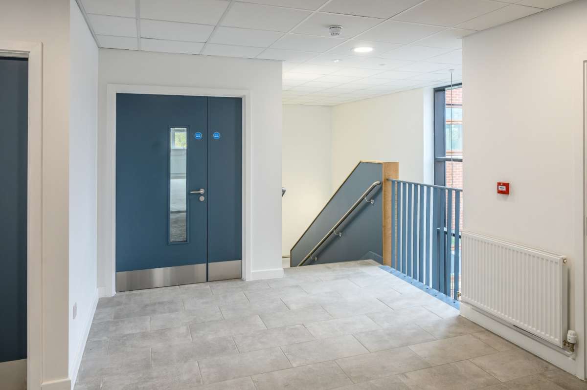 Office in Irvine - photo 3